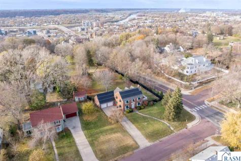 104 Hannah Street Mankato MN 56001