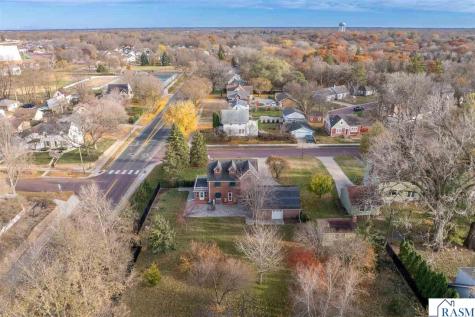 104 Hannah Street Mankato MN 56001