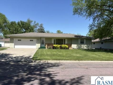 225 SE 8th Avenue Waseca MN 56093