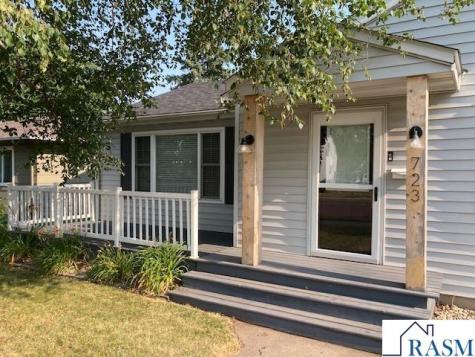 723 E 2nd Street Redwood Falls MN 56283
