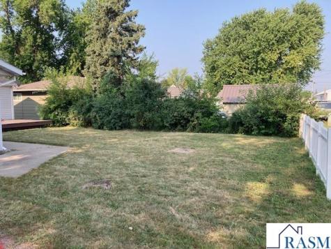 723 E 2nd Street Redwood Falls MN 56283