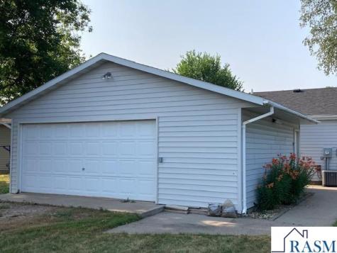 723 E 2nd Street Redwood Falls MN 56283