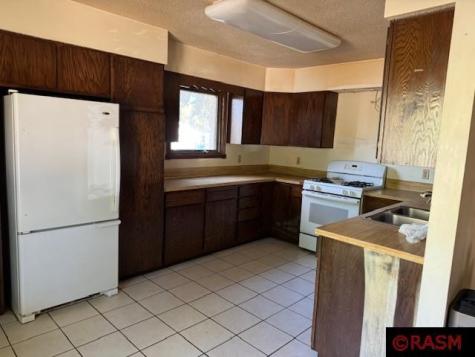 100 S Rice Street Kasota MN 56050