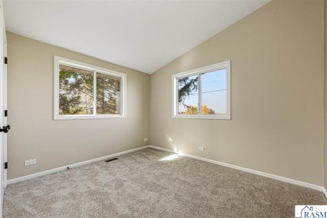 400 Wanser Avenue Lafayette MN 56054