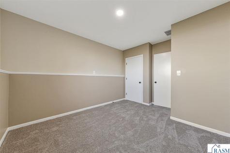 400 Wanser Avenue Lafayette MN 56054