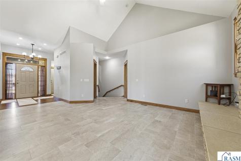 1804 Orchard Ridge St. Peter MN 56082