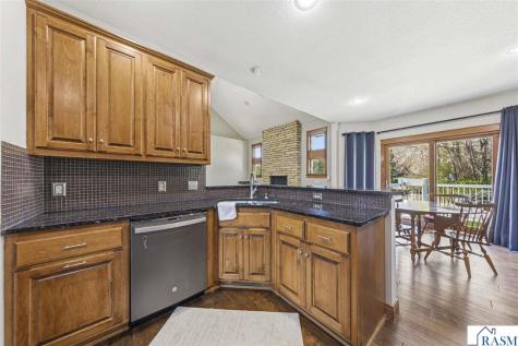 1804 Orchard Ridge St. Peter MN 56082