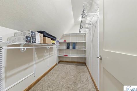 1804 Orchard Ridge St. Peter MN 56082