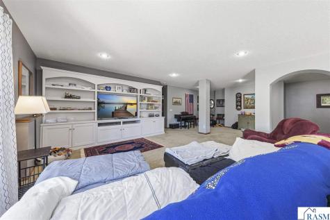 1804 Orchard Ridge St. Peter MN 56082