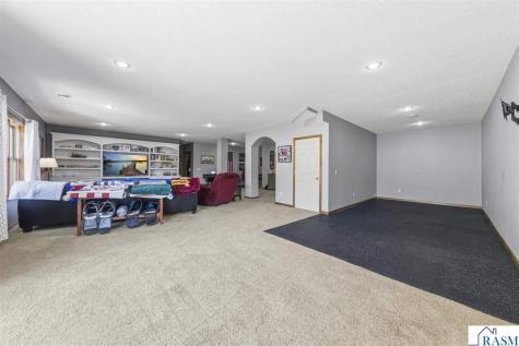 1804 Orchard Ridge St. Peter MN 56082