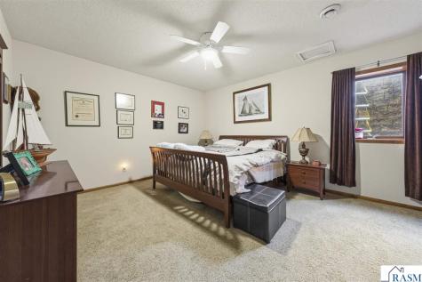 1804 Orchard Ridge St. Peter MN 56082