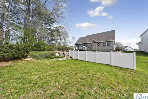 1804 Orchard Ridge St. Peter MN 56082