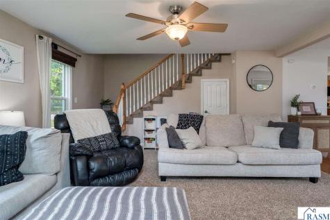211 N Market Street Janesville MN 56048