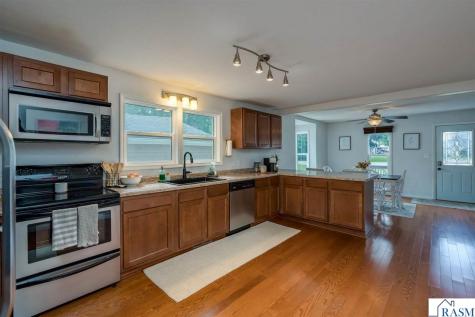 211 N Market Street Janesville MN 56048