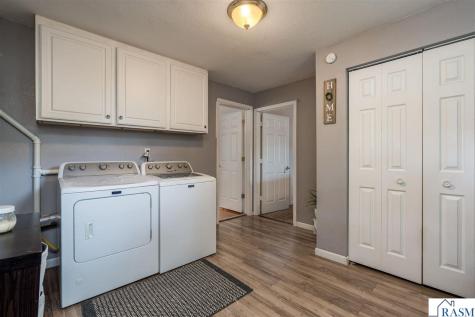 211 N Market Street Janesville MN 56048