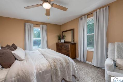 211 N Market Street Janesville MN 56048