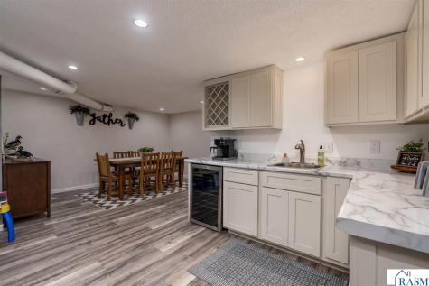 211 N Market Street Janesville MN 56048