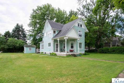 126 E Minnesota Avenue Minnesota Lake MN 56068
