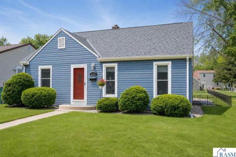 835 Wall Street North Mankato MN 56003