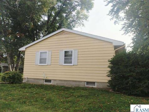731 NE 3rd Avenue Sleepy Eye MN 56085