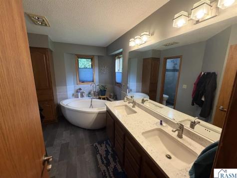 203 Country Club Drive Mankato MN 56001