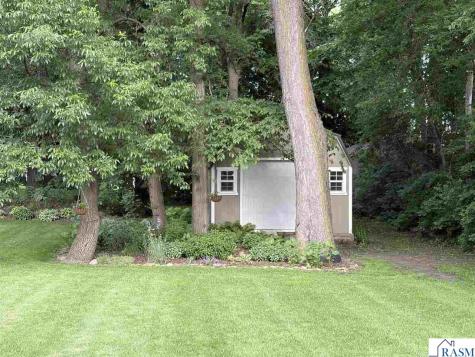 203 Country Club Drive Mankato MN 56001