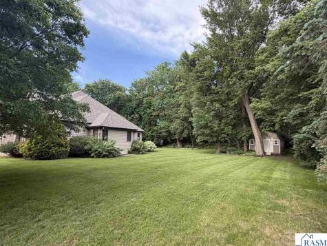 203 Country Club Drive Mankato MN 56001