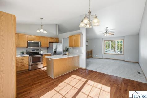 112 Bunker Court Mankato MN 56001