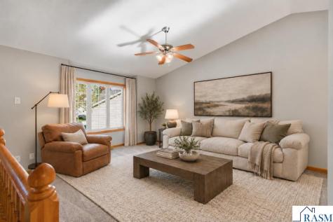 112 Bunker Court Mankato MN 56001