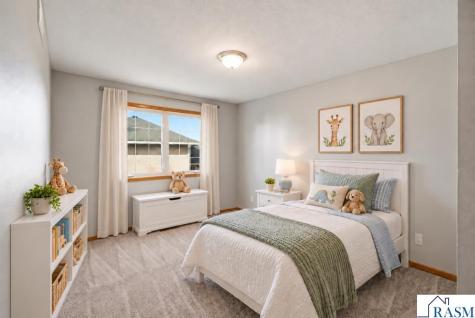 112 Bunker Court Mankato MN 56001