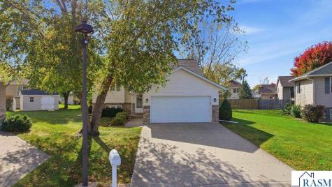 112 Bunker Court Mankato MN 56001