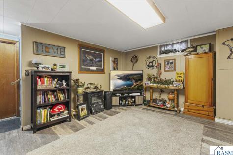 339 Jefferson Avenue North Mankato MN 56003