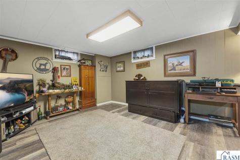 339 Jefferson Avenue North Mankato MN 56003