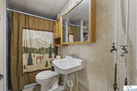 339 Jefferson Avenue North Mankato MN 56003