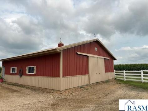 40949 281st Avenue Le Sueur MN 56058