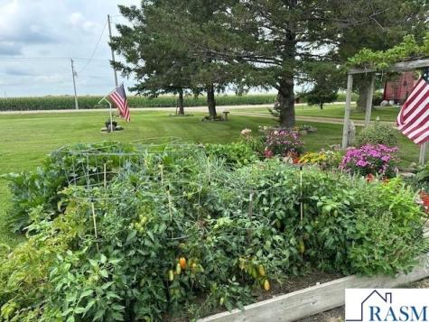 40949 281st Avenue Le Sueur MN 56058