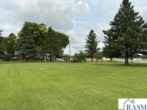 40949 281st Avenue Le Sueur MN 56058