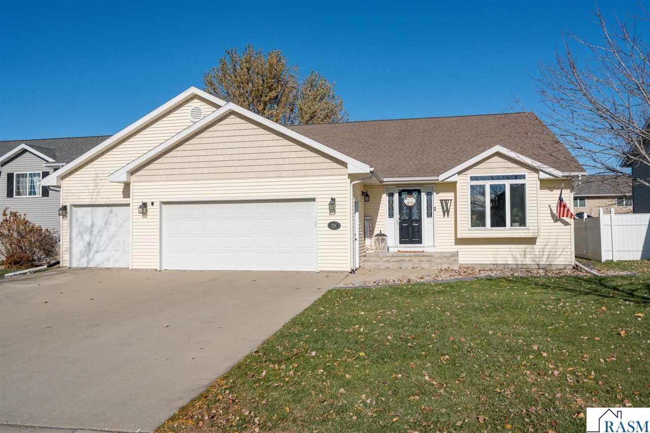 124 Lynx Lane Mankato MN 56001