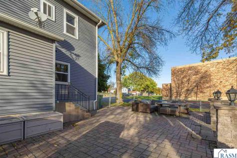 212 NE Boulevard Avenue Montgomery MN 56069