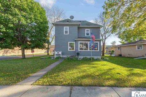 212 NE Boulevard Avenue Montgomery MN 56069
