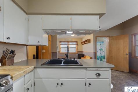 212 NE Boulevard Avenue Montgomery MN 56069