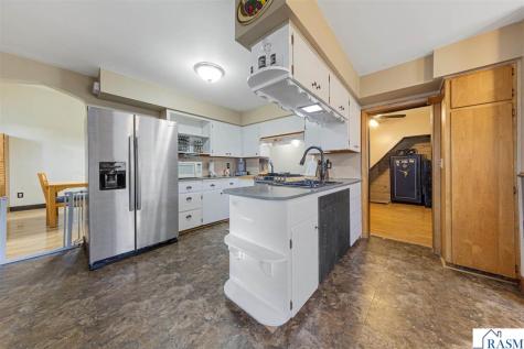 212 NE Boulevard Avenue Montgomery MN 56069