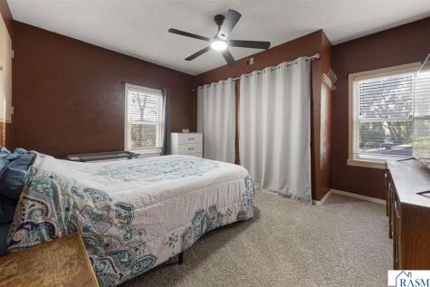 212 NE Boulevard Avenue Montgomery MN 56069