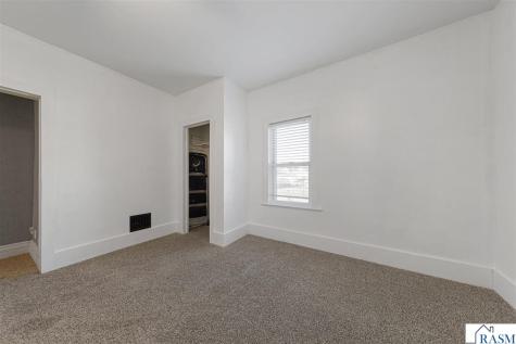 212 NE Boulevard Avenue Montgomery MN 56069