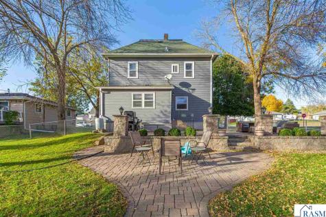 212 NE Boulevard Avenue Montgomery MN 56069