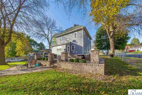 212 NE Boulevard Avenue Montgomery MN 56069