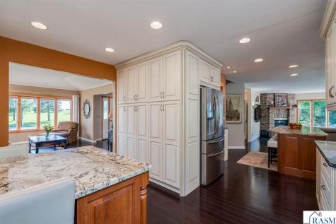 16 Lake Shore Drive Sherburn MN 56171