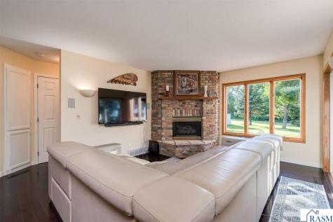 16 Lake Shore Drive Sherburn MN 56171