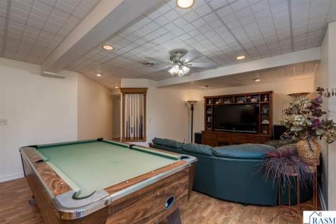 16 Lake Shore Drive Sherburn MN 56171