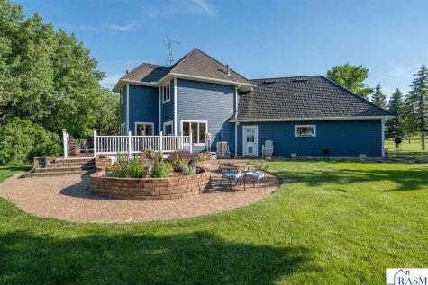 16 Lake Shore Drive Sherburn MN 56171